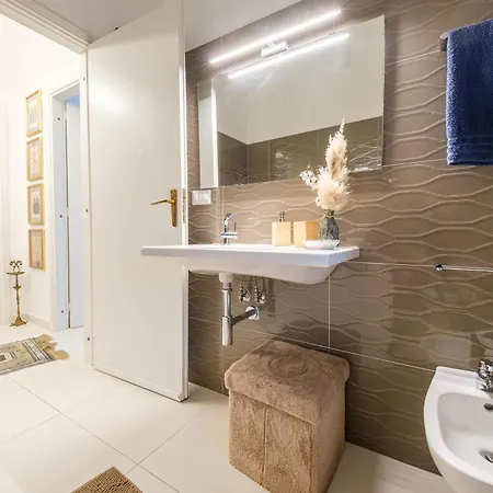 Casa Luce Con Terrazzo Penzion