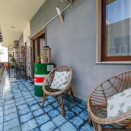 Casa Luce Con Terrazzo Πανσιόν Μιλάτσο